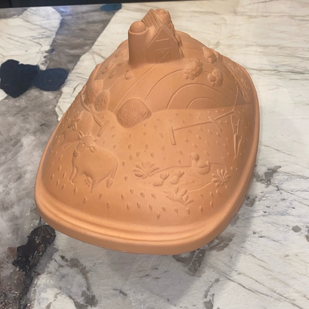 Avon Gallery Originals Terra Cotta Clay Dutch Oven Baking Dish Farm Vintage 1984